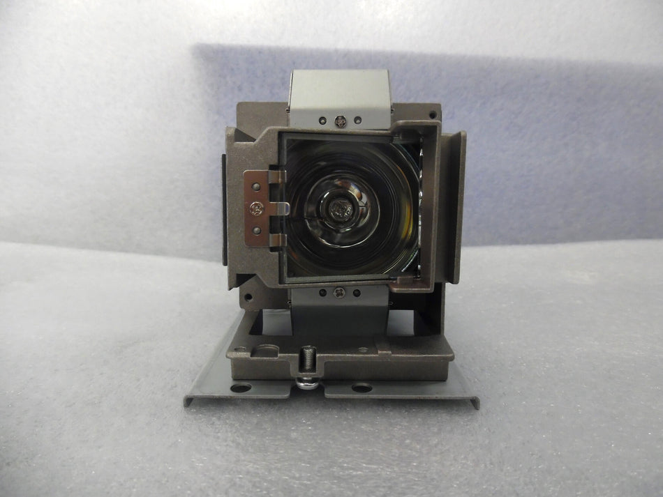 Diamond Lamps Lamp for INFOCUS IN3134a:IN3136a:IN3138HDa Projector