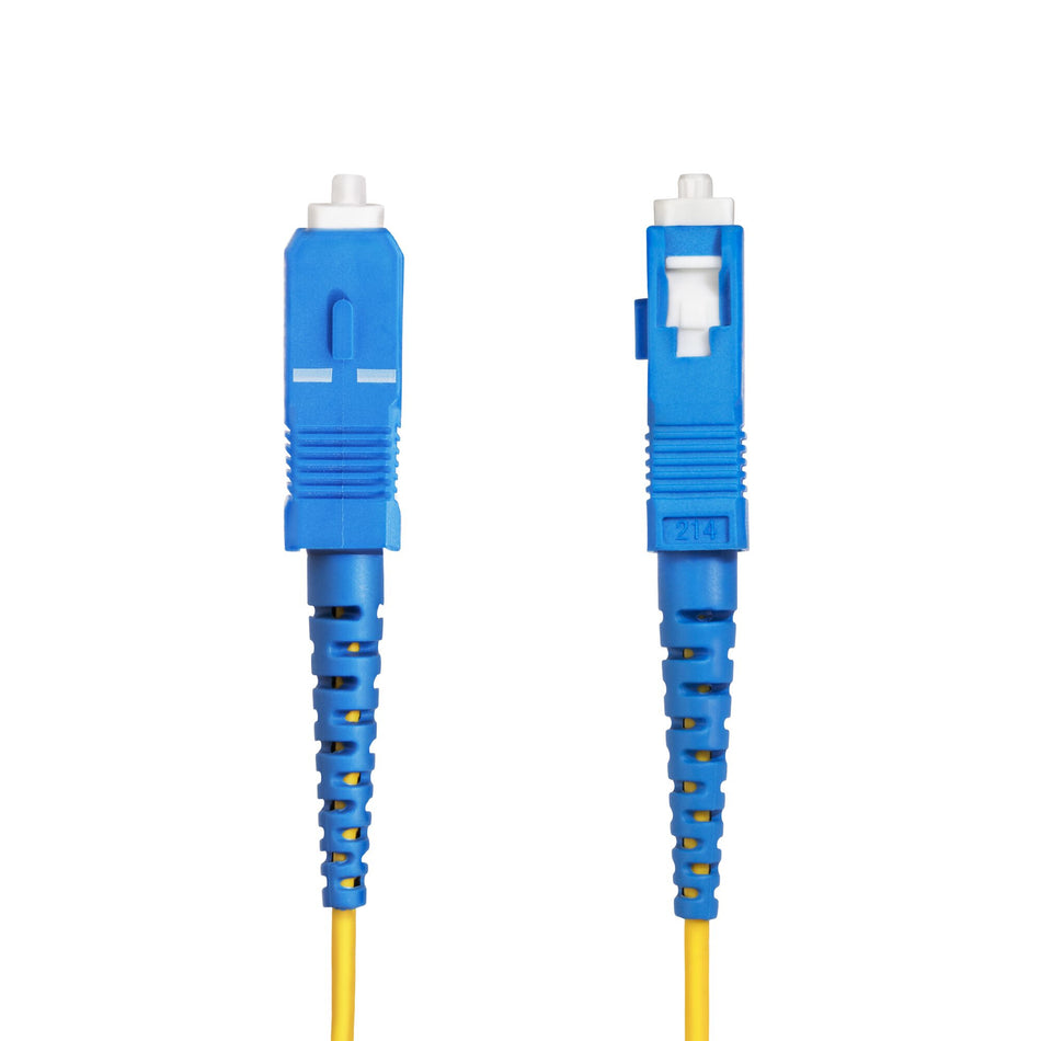 StarTech.com 30m (98.4ft) SC to SC (UPC) OS2 Single Mode Simplex Fiber Optic Cable, 9/125µm, 40G/100G, Bend Insensitive, Low Insertion Loss, LSZH Fiber Jumper Cord